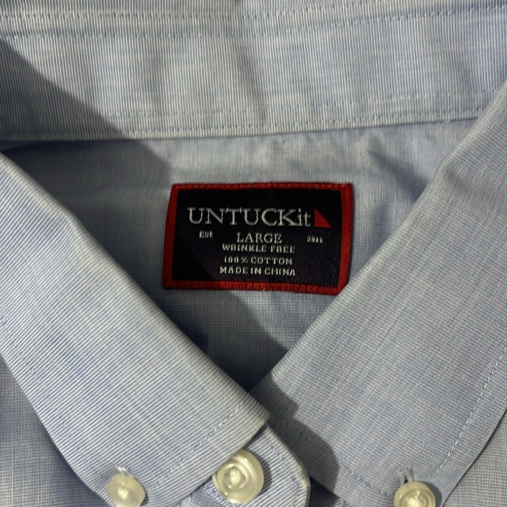 Untickit Blue Button Down Size Large - image 4